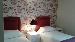 Гостевой дом Clancys Of Glenfarne Glenfarne Двухместный номер с 2 отдельными кроватями-1